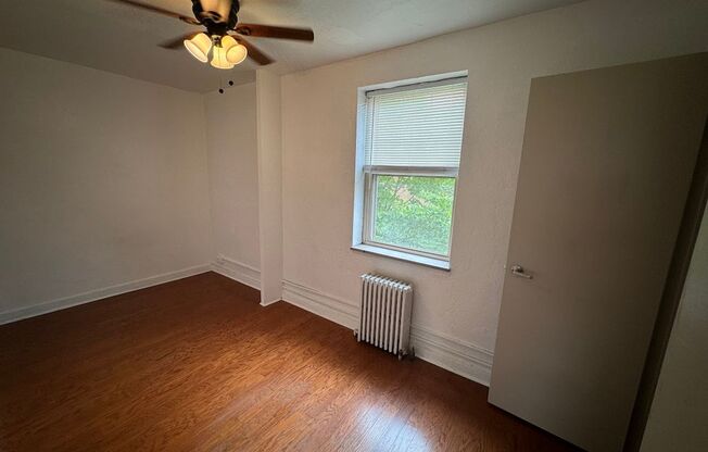 2 beds, 1 bath, $1,765, Unit 205D