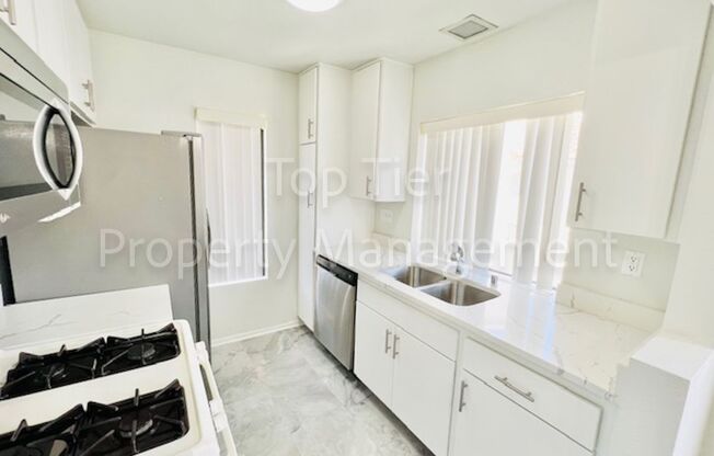 Beautifully remodeled 1BR, 1BA condo in the desirable Mira Mesa neighborhood of San Diego