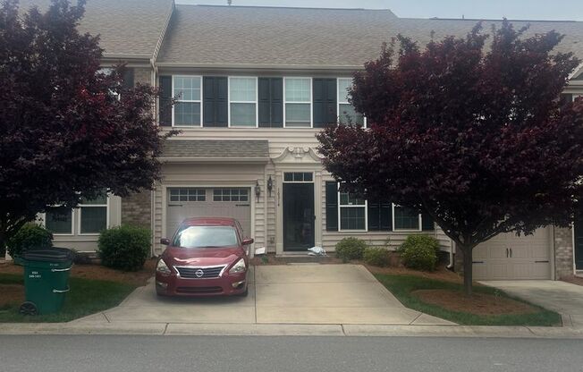 Lovely 3 Bed 2.5 Bath Townhome in Ballantyne.