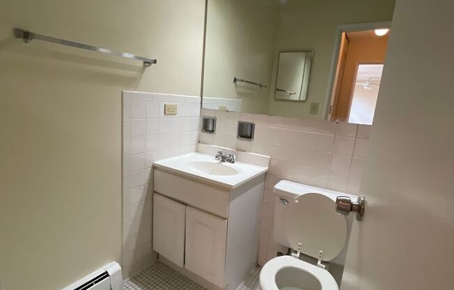 Studio, 1 bath, $1,495, Unit 535-560