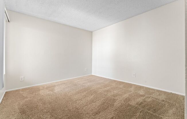 2 beds, 1 bath, 876 sqft, $2,495, Unit C111