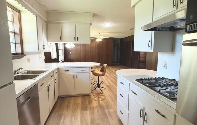 Spacious 3 bedroom 2 bath home in Zachary