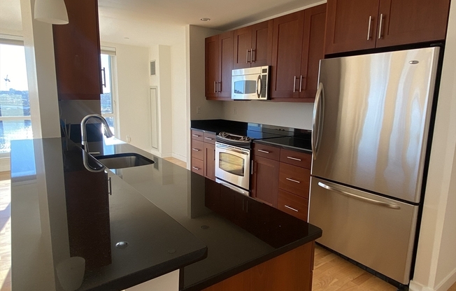 2 beds, 2 baths, 1,266 sqft, $4,400, Unit 1112