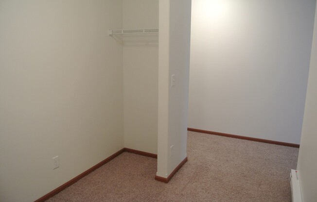 Studio, 1 bath, 428 sqft, $695, Unit 126