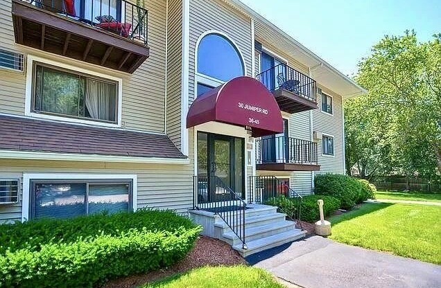 30 JUNIPER RD