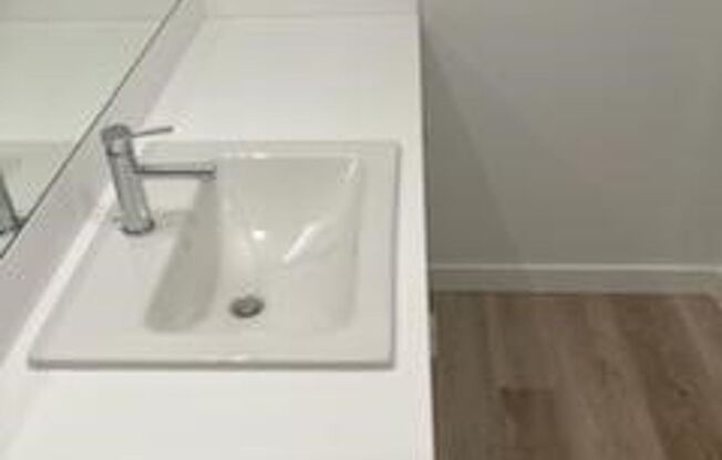 Studio, 1 bath, 344 sqft, $1,399, Unit 217