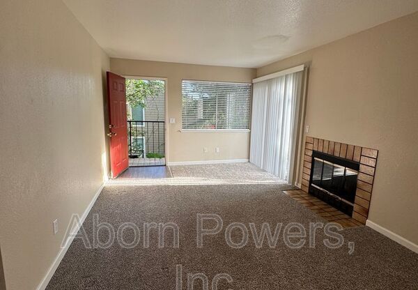 2529 GREENWOOD LN