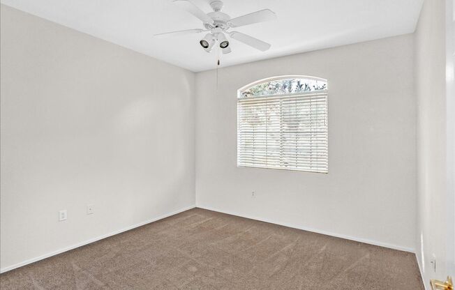 2 beds, 2 baths, $1,575, Unit # # 1821 VALLE VERDE DOCTOR 1821 75