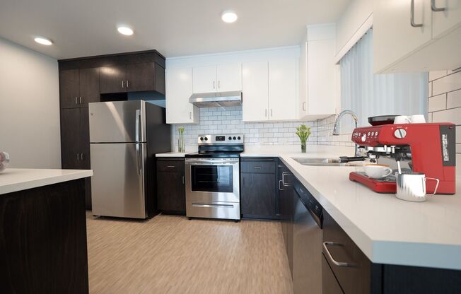 2 beds, 2 baths, 942 sqft, $3,195, Unit B503