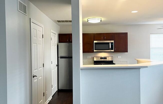 2 beds, 2.5 baths, 1,080 sqft, $2,275, Unit 180A