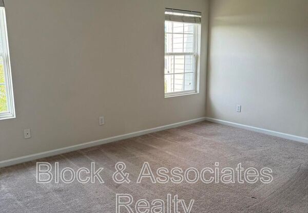 537 WRITERS WAY