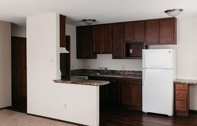 1 bed, 1 bath, 650 sqft, $1,015, Unit 101