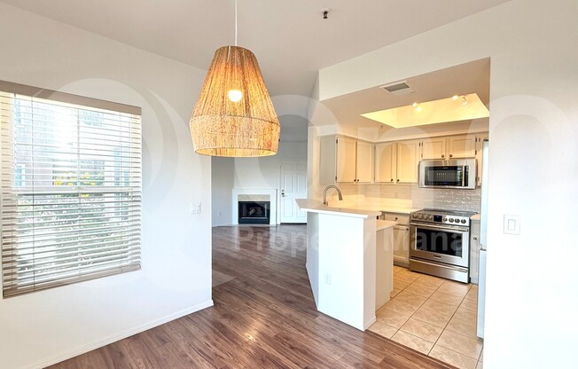 2 beds, 2 baths, 1,010 sqft, $1,745, Unit 1046A