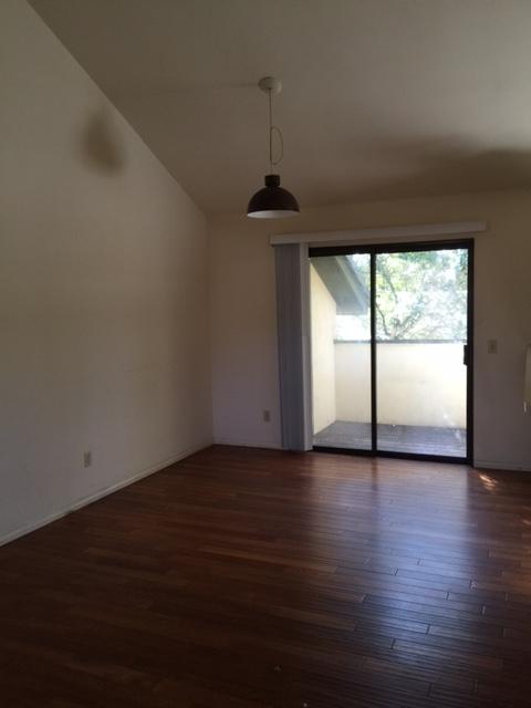1187 Grove Apt G