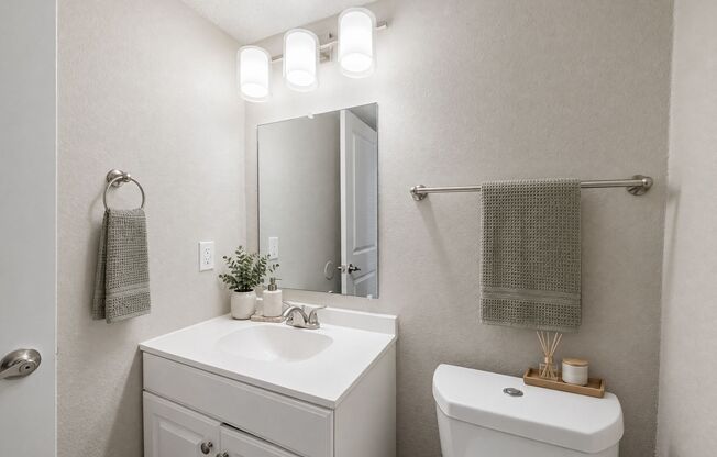 2 beds, 2.5 baths, 1,218 sqft, $1,395, Unit 2-22F