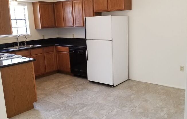 College Station, 3 bedroom / 2 bath fourplex on East Holleman with Washer/Dryer