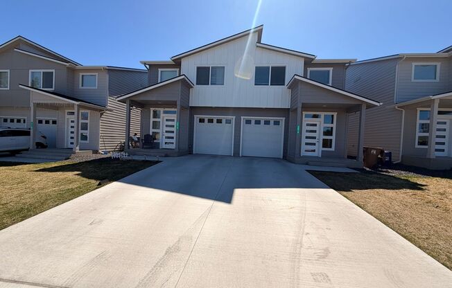 2016-2018 East Vanetta Avenue