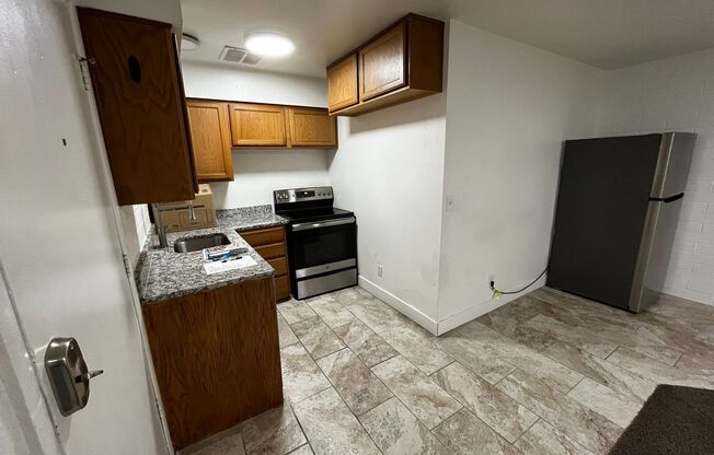 2 beds, 1 bath, $1,195, Unit 265-13