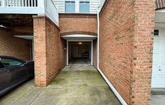 3 beds, 2 baths, $2,700, Unit UNIT 307