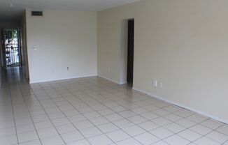 2 beds, 2 baths, $1,295, Unit 215c