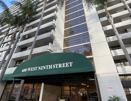 2 beds, 2 baths, 1,264 sqft, $3,275, Unit 607