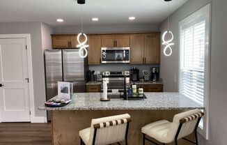 Modern Townhomes Near UTK | 2–6 Bedroom Floor Plans + Rooftop Patios