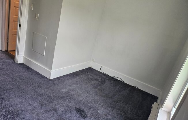 308 S AVE