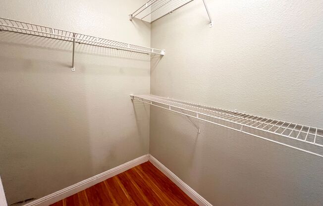 1 bed, 1 bath, $1,100, Unit # 1202