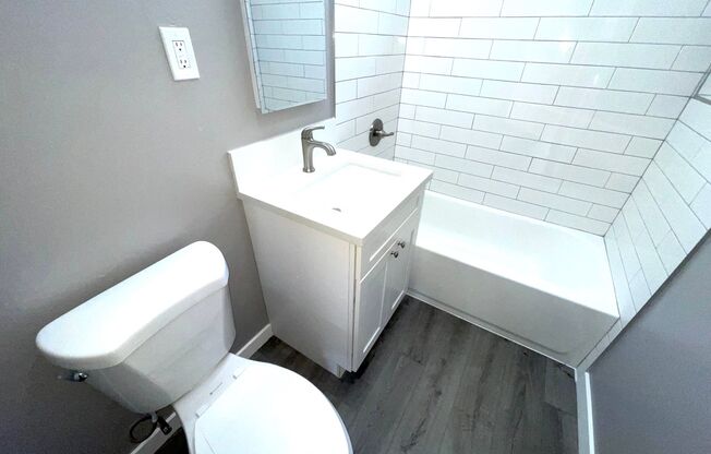 Studio, 1 bath, 400 sqft, $1,450, Unit Unit 04