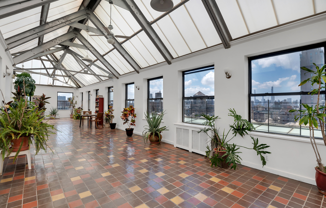 Studio, 1 bath, $3,000, Unit 14E