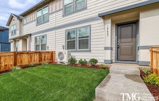 Newly Constructed Townhome in Orchards with 3 Beds, 2.5 Baths and a 2 car Garage!