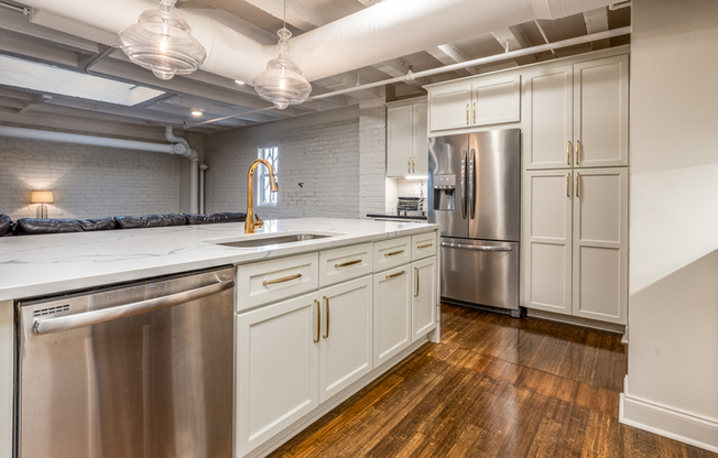 32 Peachtree Street NW