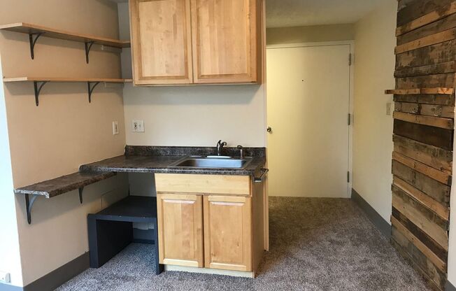 Studio, 1 bath, $750, Unit 273