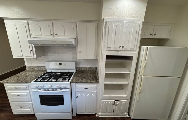 3 beds, 2 baths, $2,175