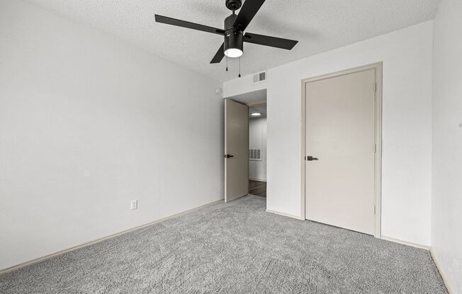 3 beds, 2 baths, 1,123 sqft, $1,600, Unit F-04