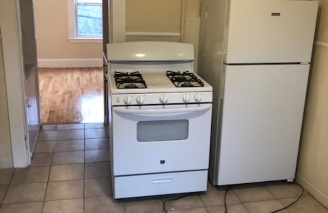 17 Bay St