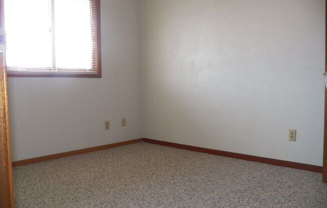 109 Iowa St