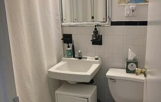 Studio, 1 bath, $2,450, Unit GF