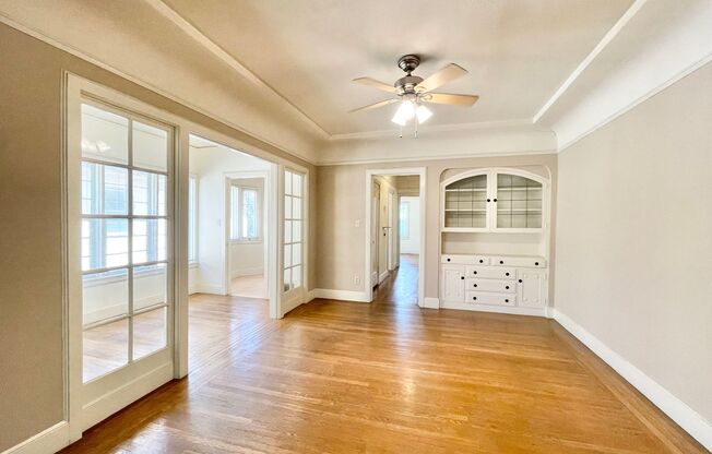 1039 33rd Street