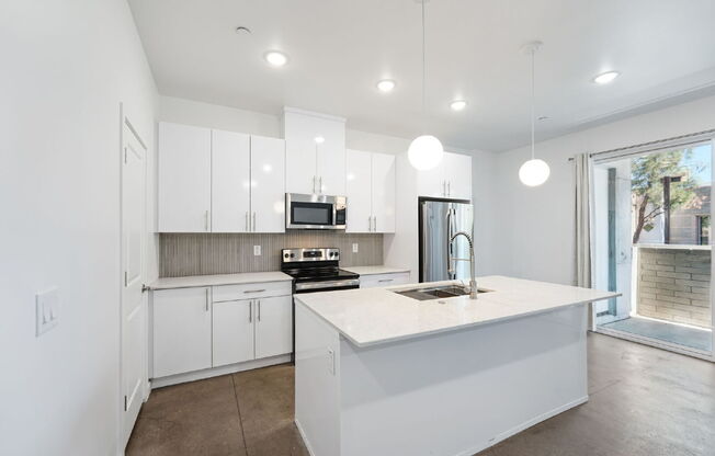 225 N PLEASANT DR
