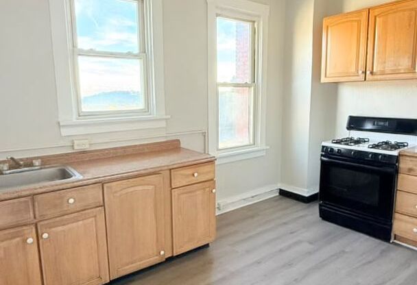 2018 Noble St