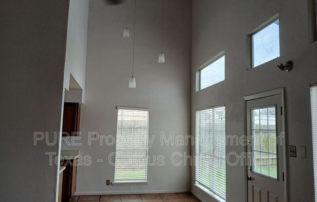 4929 CEDAR PASS DR