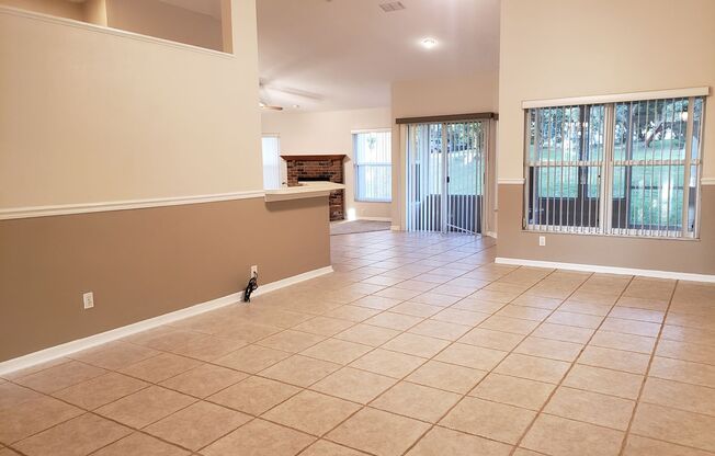 Sweetwater West. Gated Community. Contemporary 2047 htd sq.ft. 4/2.5