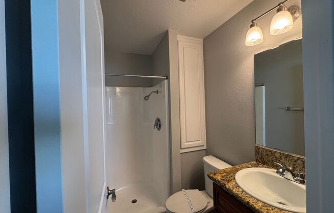 2 beds, 2 baths, 919 sqft, $2,595, Unit G24