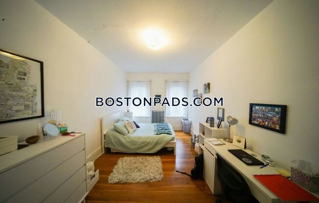 34 Dwight St #2B Brookline MA 02446