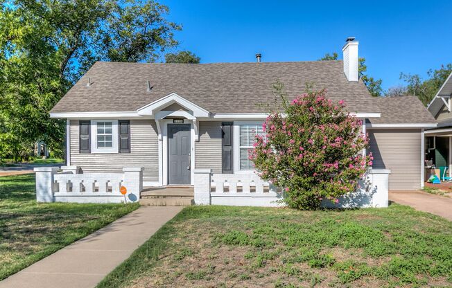 PAY NO SECURITY DEPOSIT! Beautiful four bedroom, three bath Home in Santa Rita!