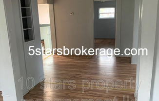 306 E CLINTON ST
