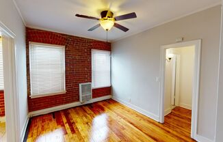 Studio, 1 bath, 425 sqft, $1,595, Unit 404