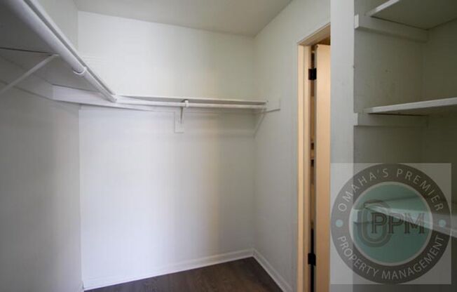 2 beds, 1 bath, 900 sqft, $845, Unit BG/13