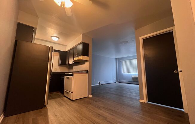 1576 N. Warren Ave.